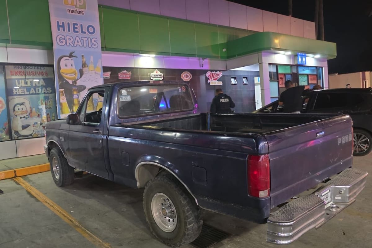 Ataque armado en gasolinera de Rosarito termina con un hombre privado de la libertad