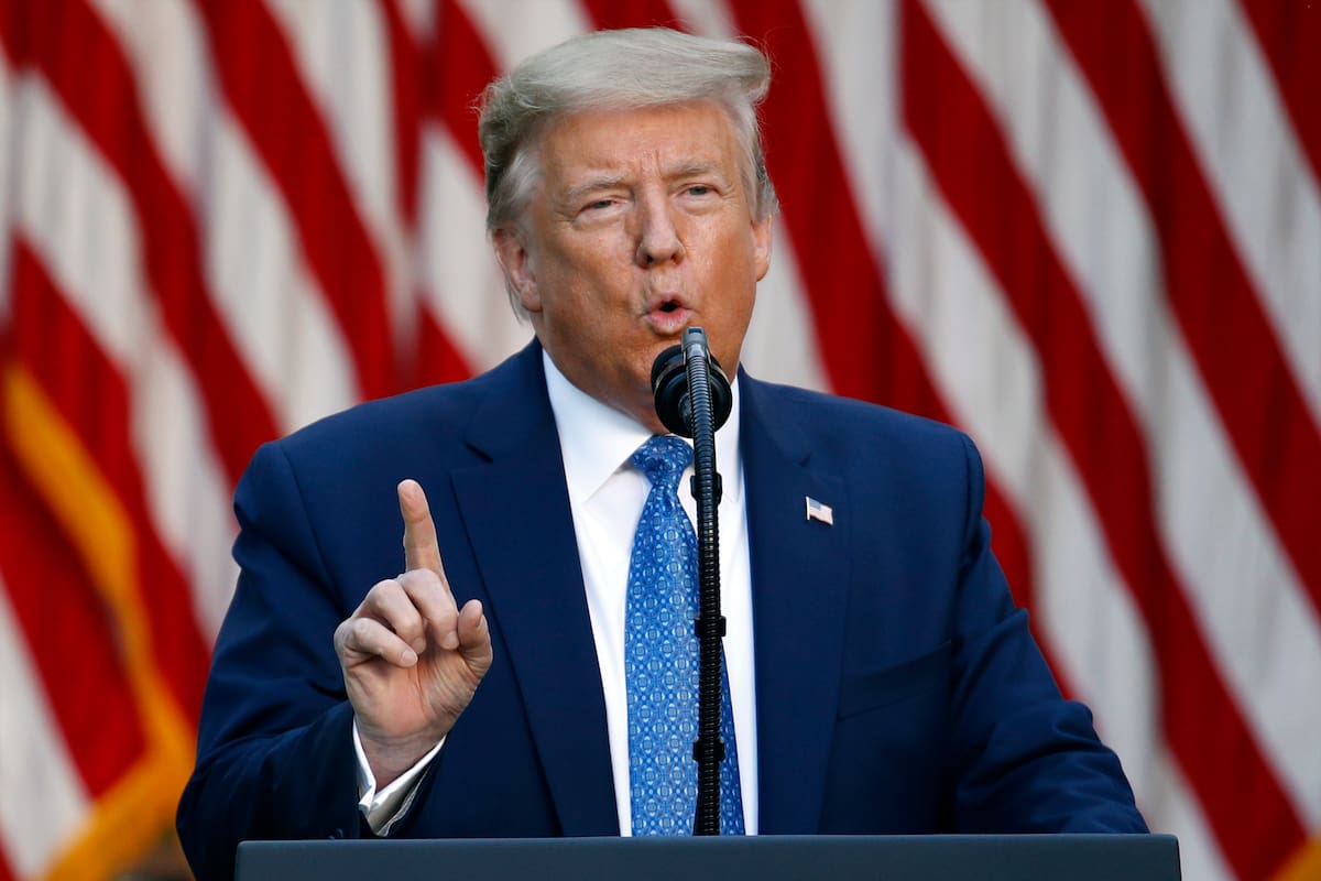 El presidente Donald Trump habla en la Rosaleda de la Casa Blanca, en Washington, el lunes 1 de junio de 2020. (AP Foto/Patrick Semansky)