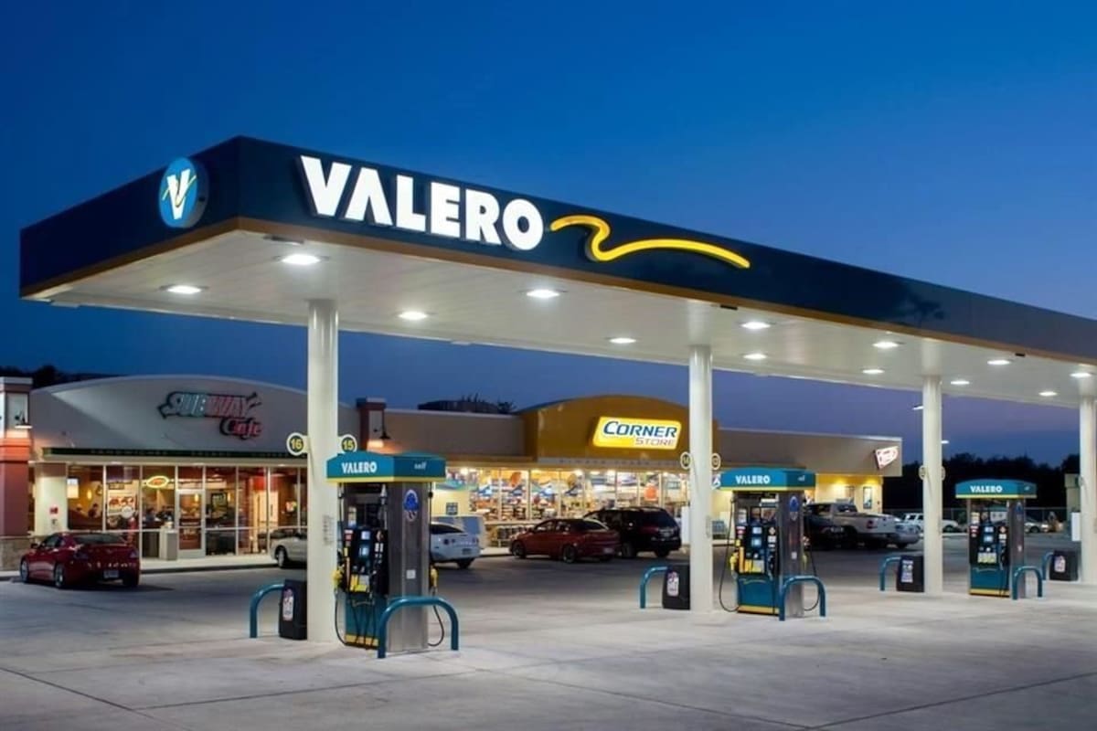 México y EEUU refuerzan combate al contrabando de combustibles, según director general de Valero México