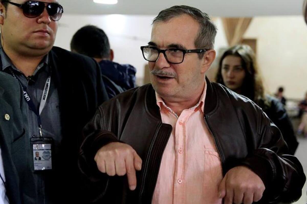 FARC dice que "la zurda" de Maradona puso el nombre de América en lo más alto