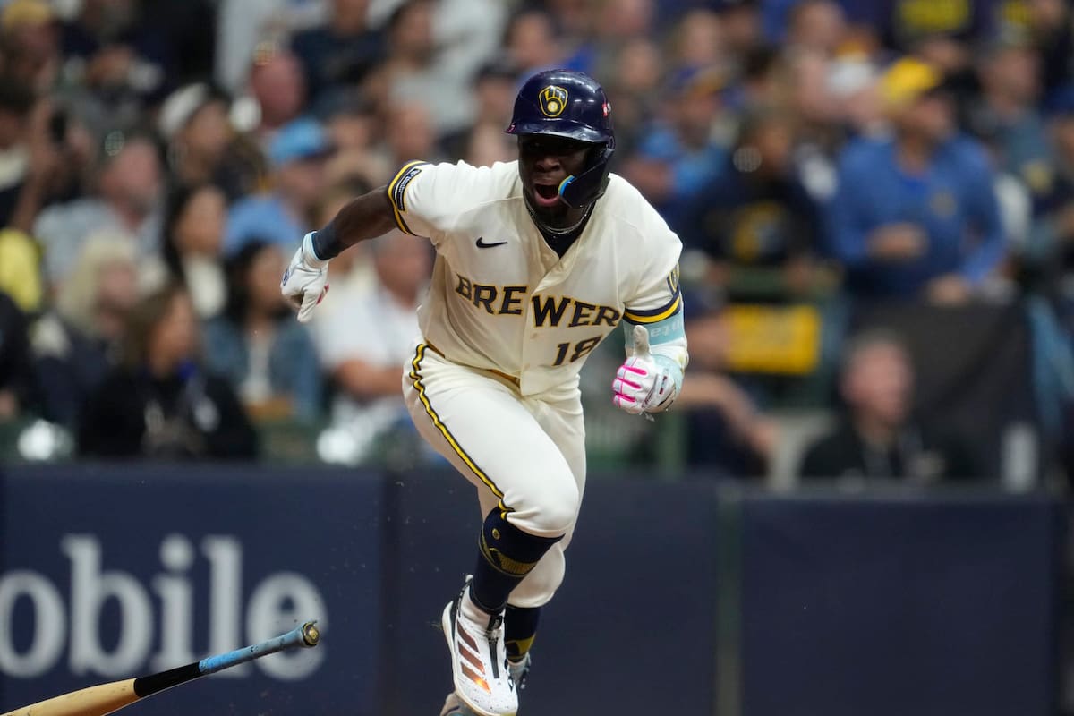 Brewers remontan a Dodgers y pegan primero en la Serie de Campeonato