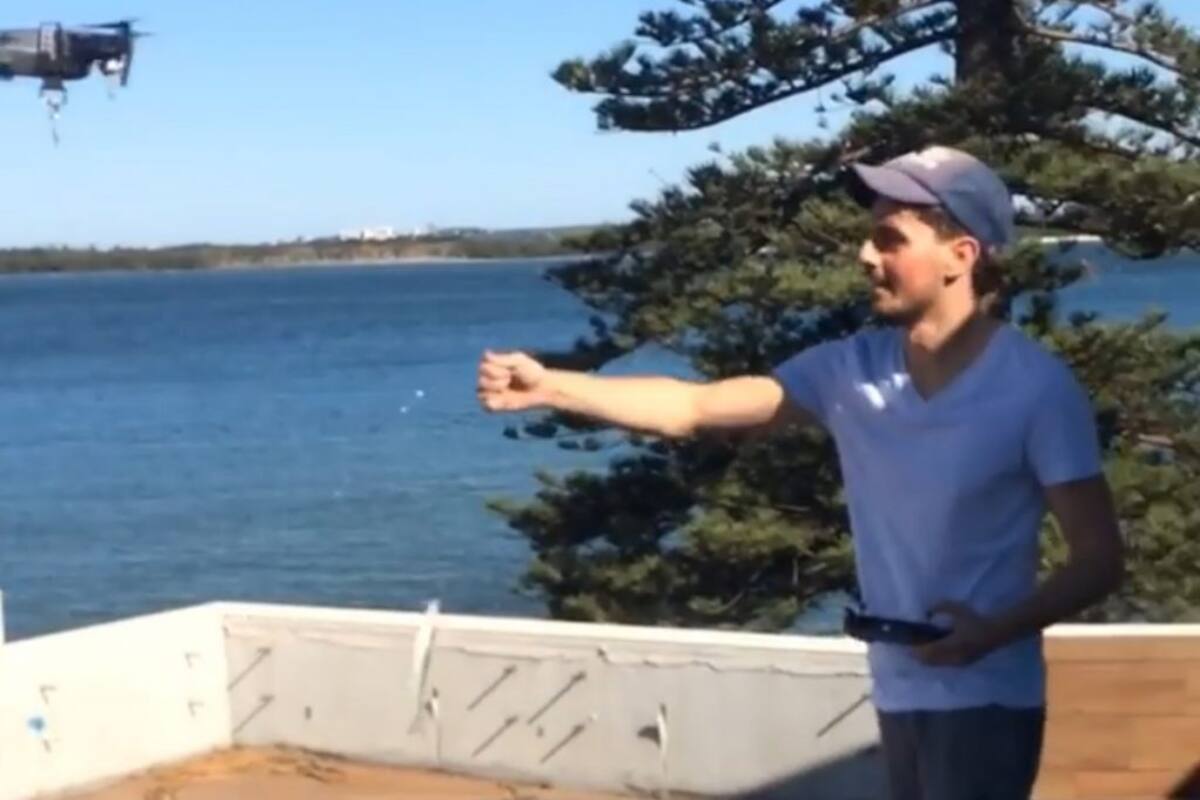 Pesca con dron desde la terraza de su casa