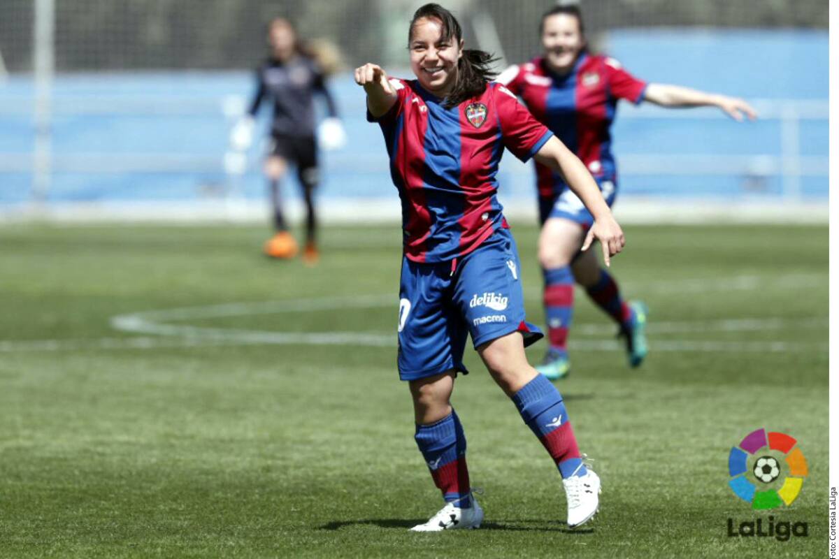 Gol de Charlyn Corral es el mejor de la temporada en España