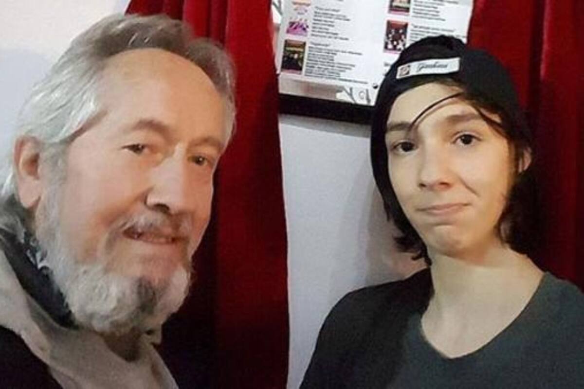 Arremete hermano de Gael García contra la viuda de su padre