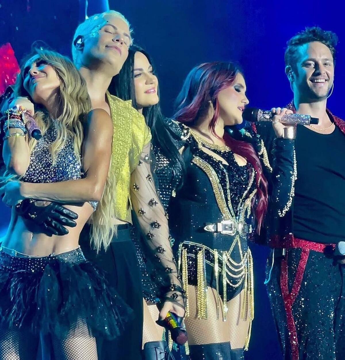 La relación entre los integrantes de RBD se vio afectada tras las acusaciones de desfalco a su ex mánager Guillermo Rosas.