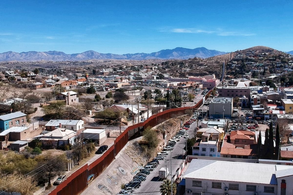 Adjudican contrato para muro en Texas