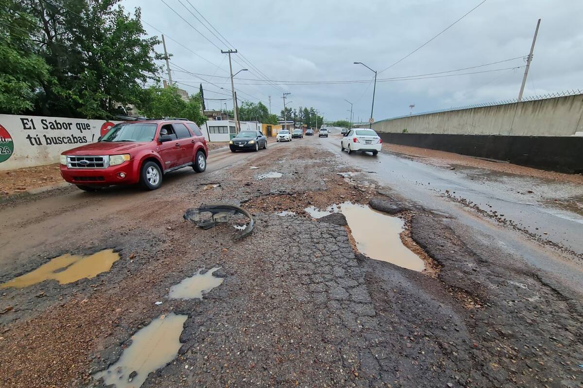 Lluvias en Nogales dejan baches, basura, tierra y deslaves