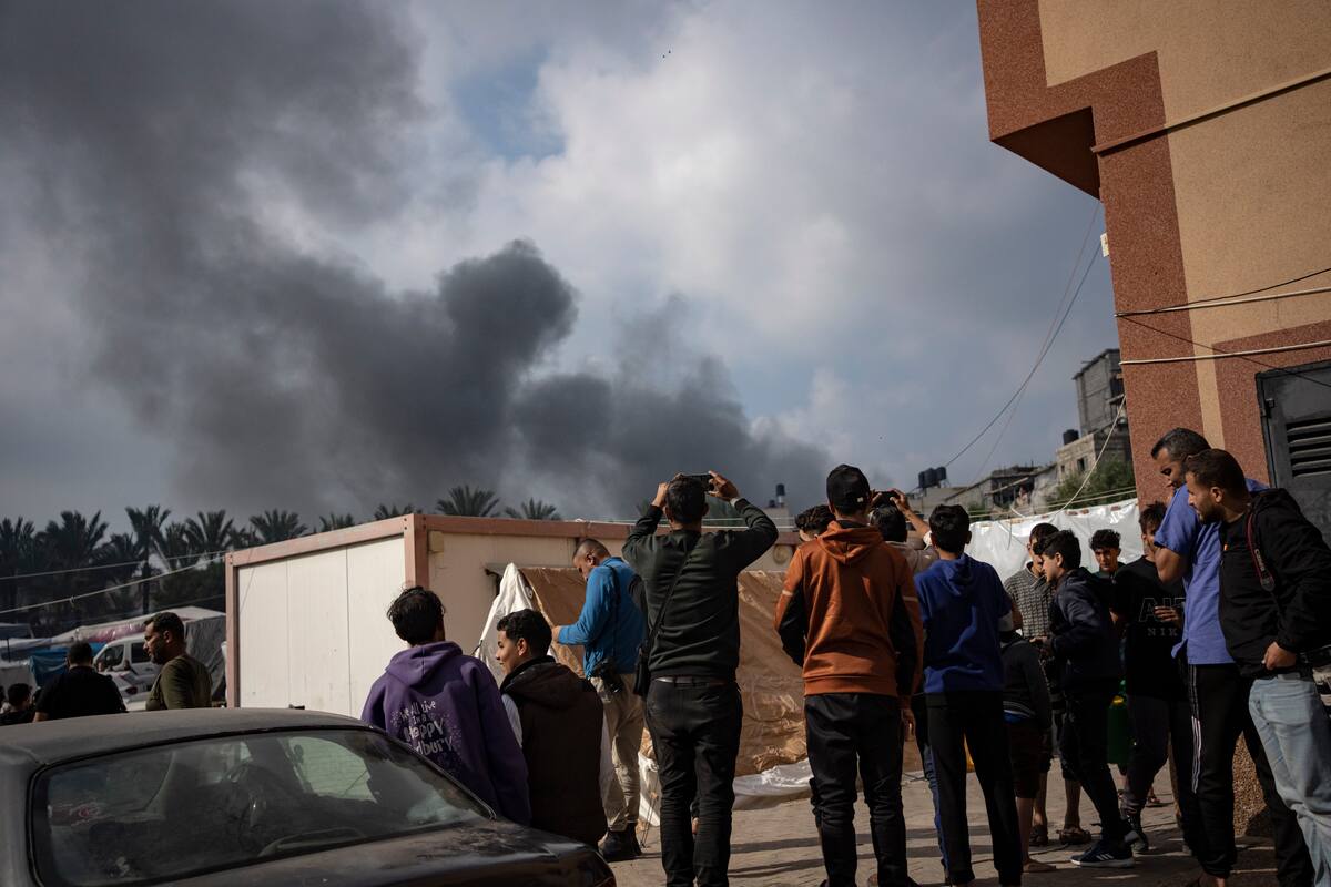 Detienen a 100 presuntos “terroristas” en el hospital Nasser de Jan Yunis, Franja de Gaza