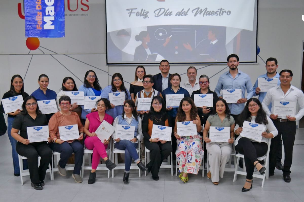 Docentes de UNUS se certifican en competencias digitales con microcredenciales
