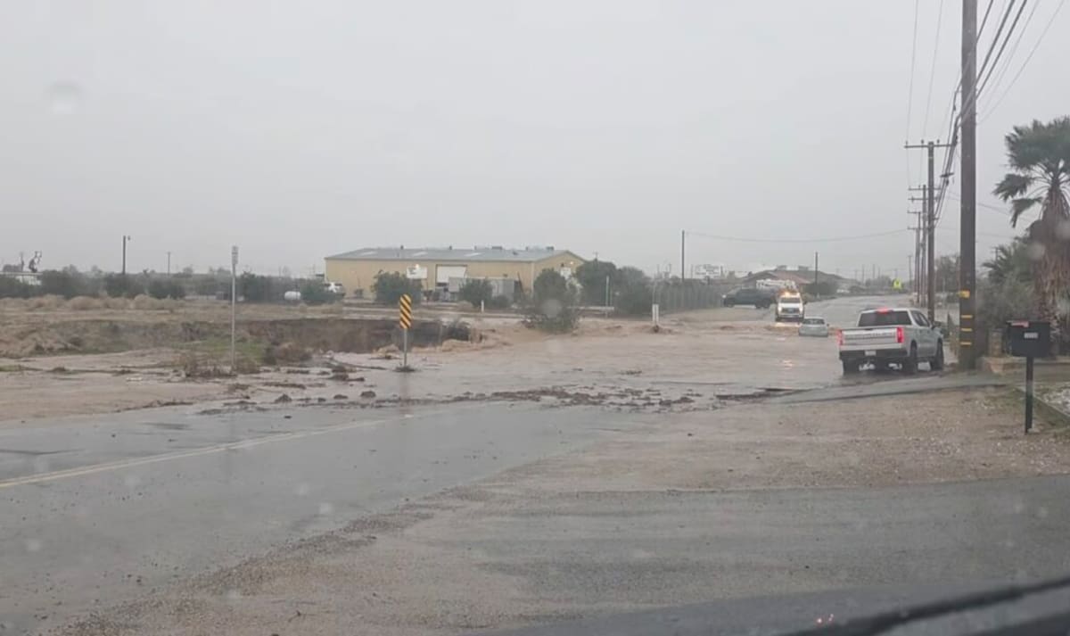 Foto: (3rd Avenue near Mauna Loa in Hesperia — Photo by Jaay Jason) | vvn