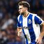 Santiago Giménez debuta con el Porto y roza el gol en el último suspiro de la victoria ante Moreirense