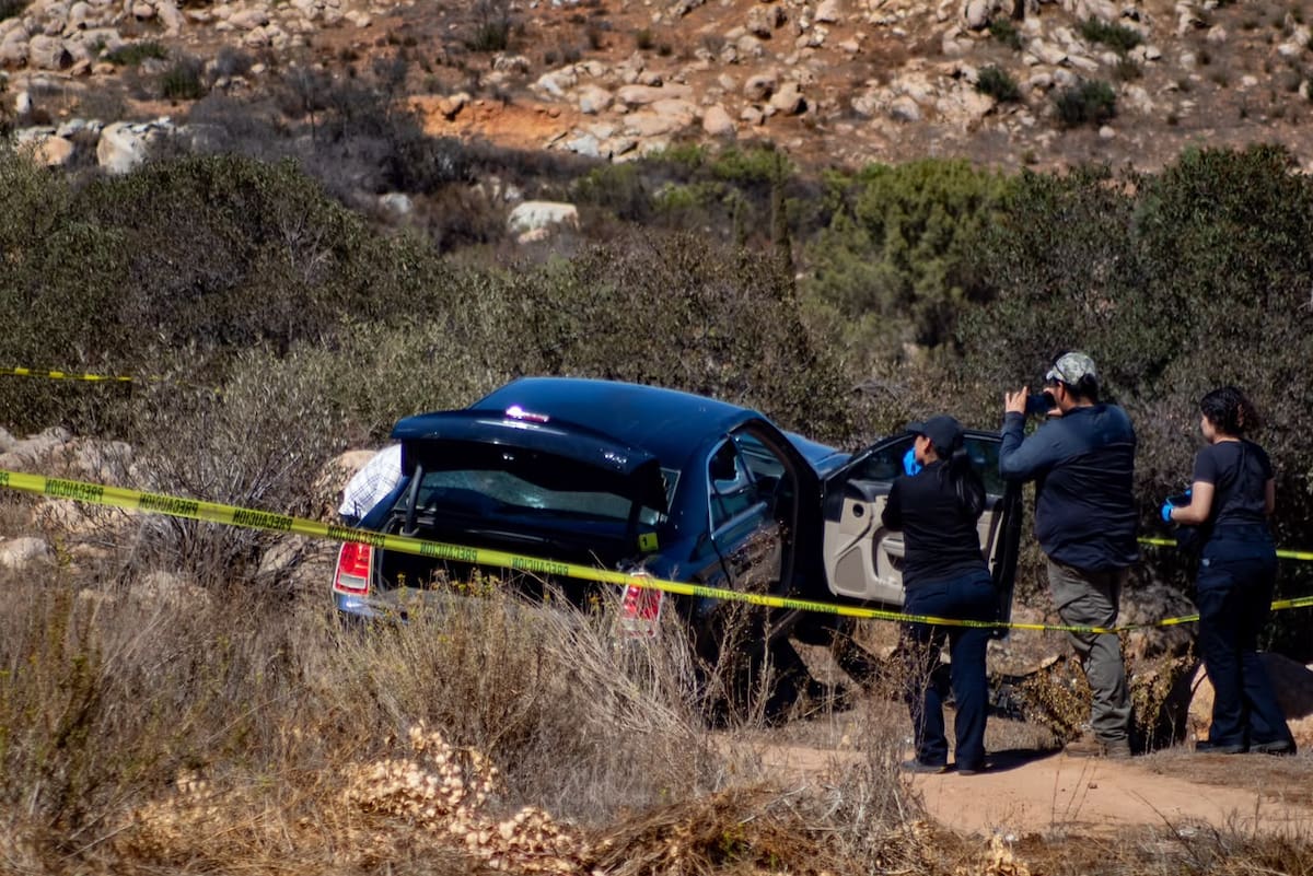 Dos hombres fueron encontrados sin vida en Nueva Colonia Hindú, Tecate. Foto: Cortesía / Border Zoom