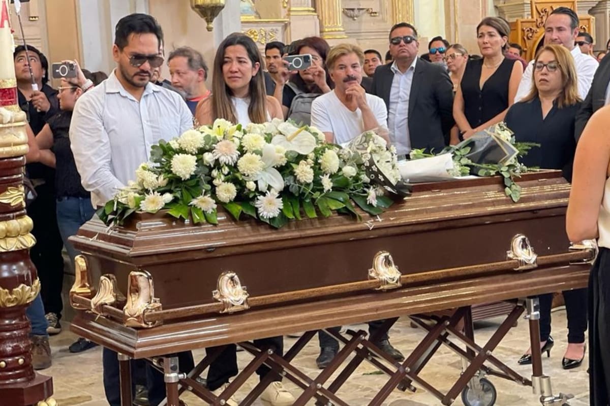 Dan último adiós a Gisela Gaytán, candidata de Morena asesinada en Celaya