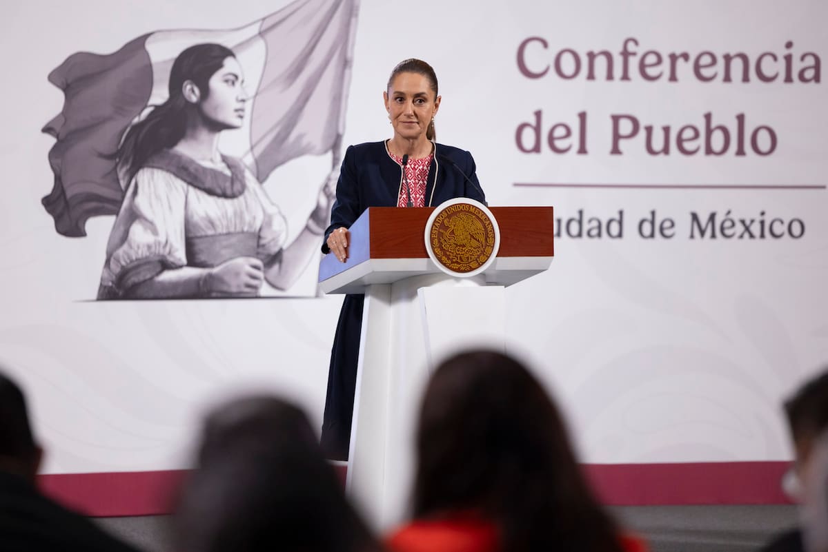La doctora Claudia Sheinbaum Pardo, presidenta Constitucional de los Estados Unidos Mexicanos en conferencia de prensa matutina, “Conferencia del Pueblo”, en el Salón Tesorería de Palacio Nacional. | Foto: Presidencia