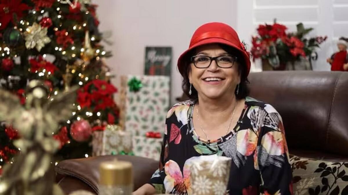 Doña Rosa Saavedra fue hospitalizada de emergencia debido a un coágulo.