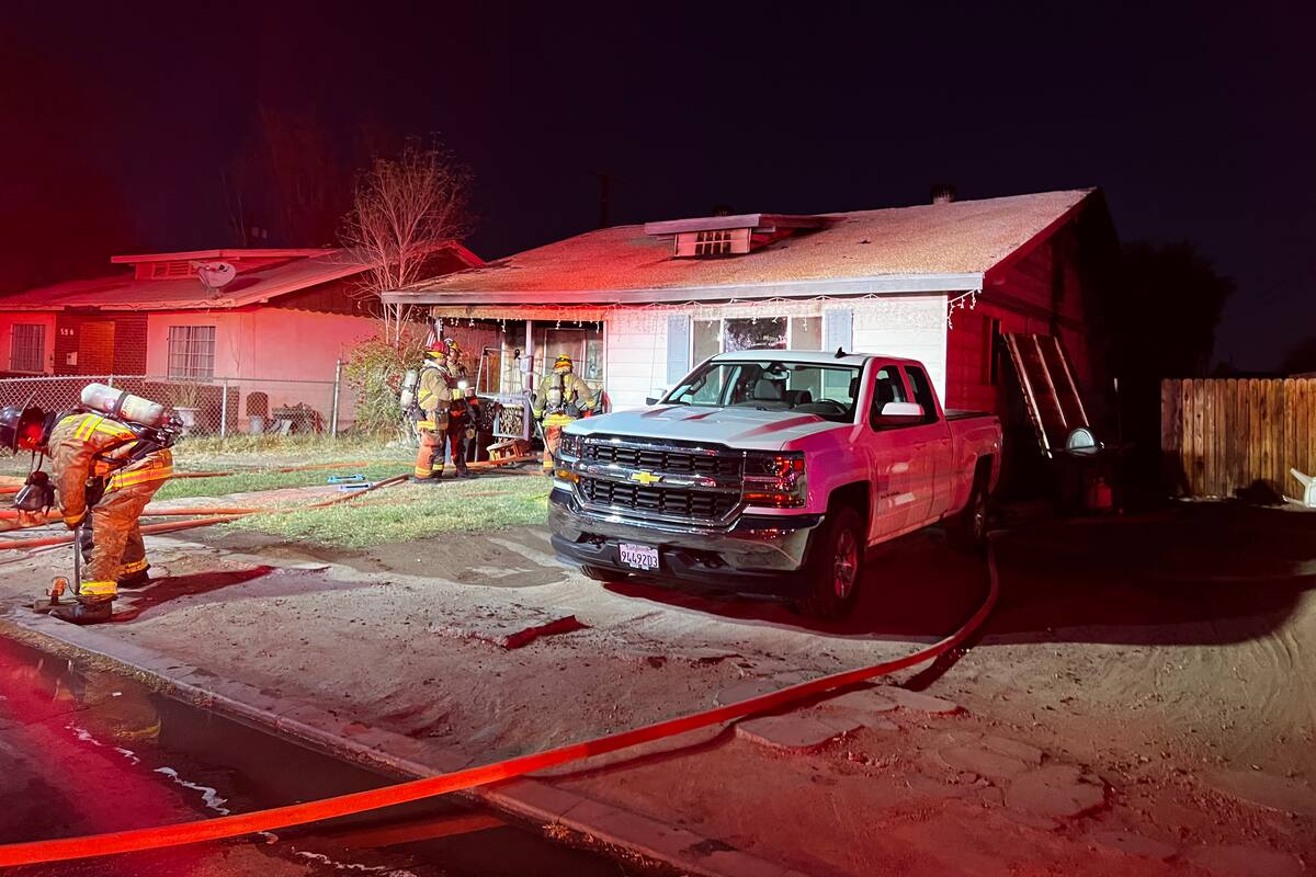 Incendio deja sin hogar a pareja en El Centro