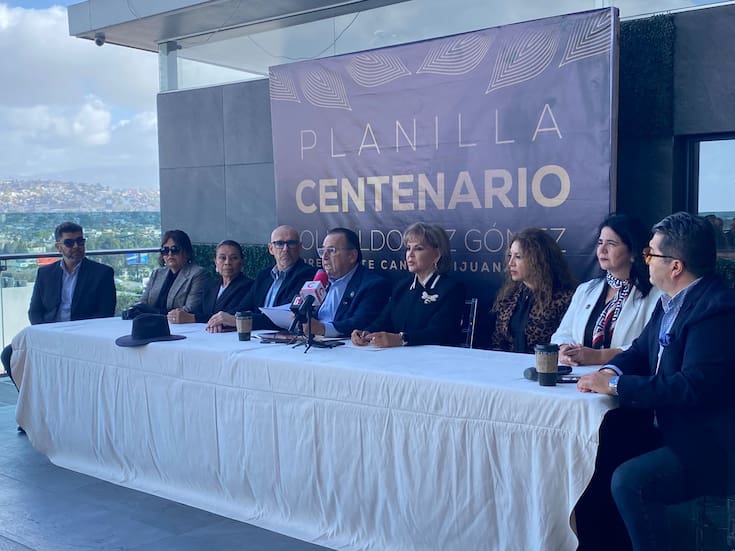 Presentan planilla “Centenario” para reelección en Canaco Tijuana