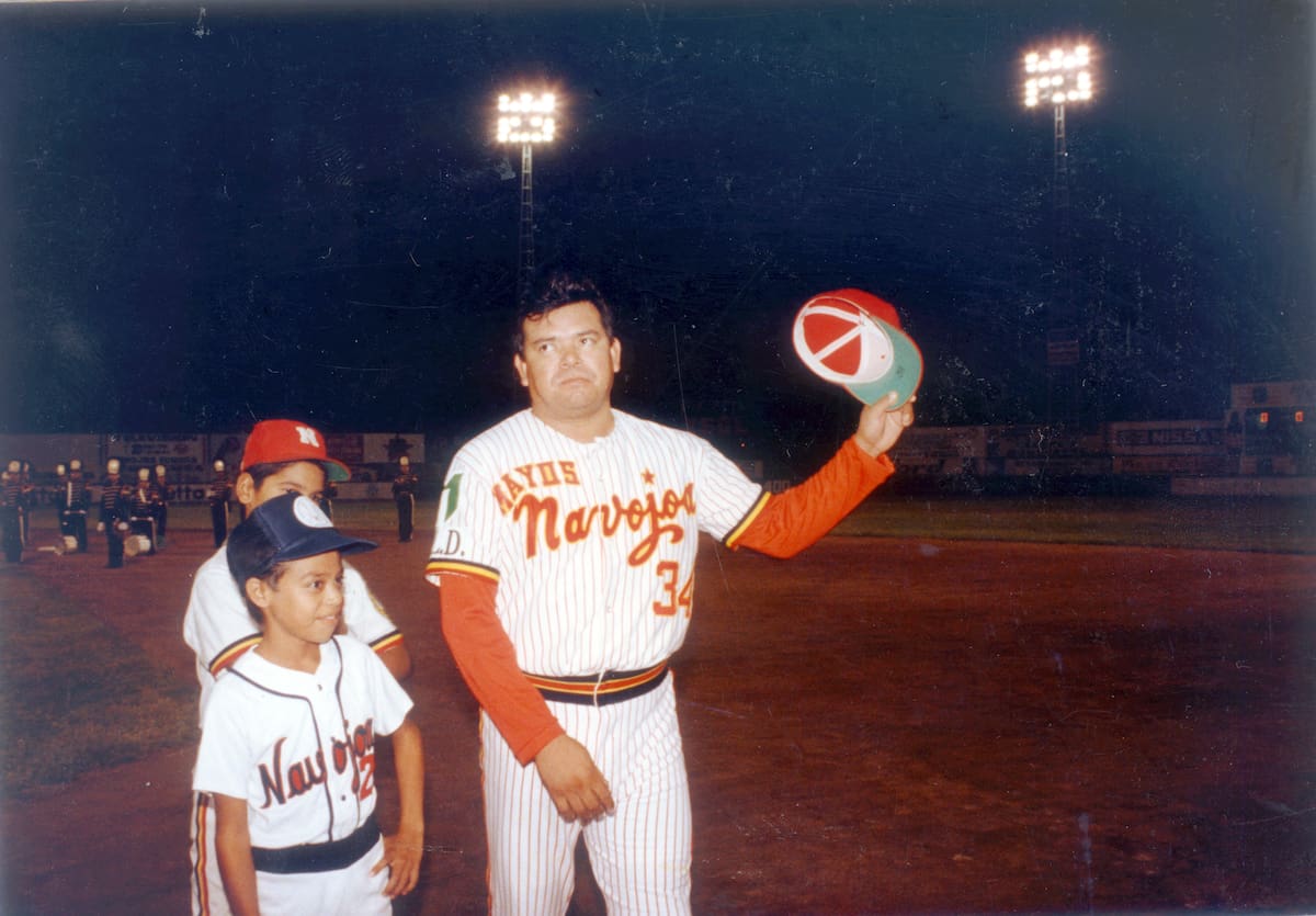 Fernando Valenzuela en la temporada de 1992-93 con los Mayos de Navojoa. (Foto: Archivo GH)