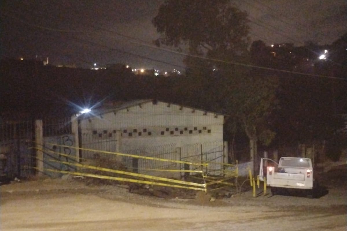 Fuga de agua en Emiliano Zapata afectará servicio en Urbi Villa del Prado