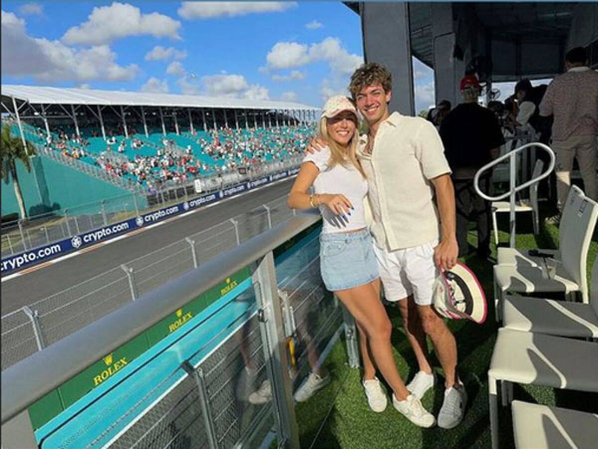 Elizabeth Gutiérrez apareció con su hijo Christopher Levy.