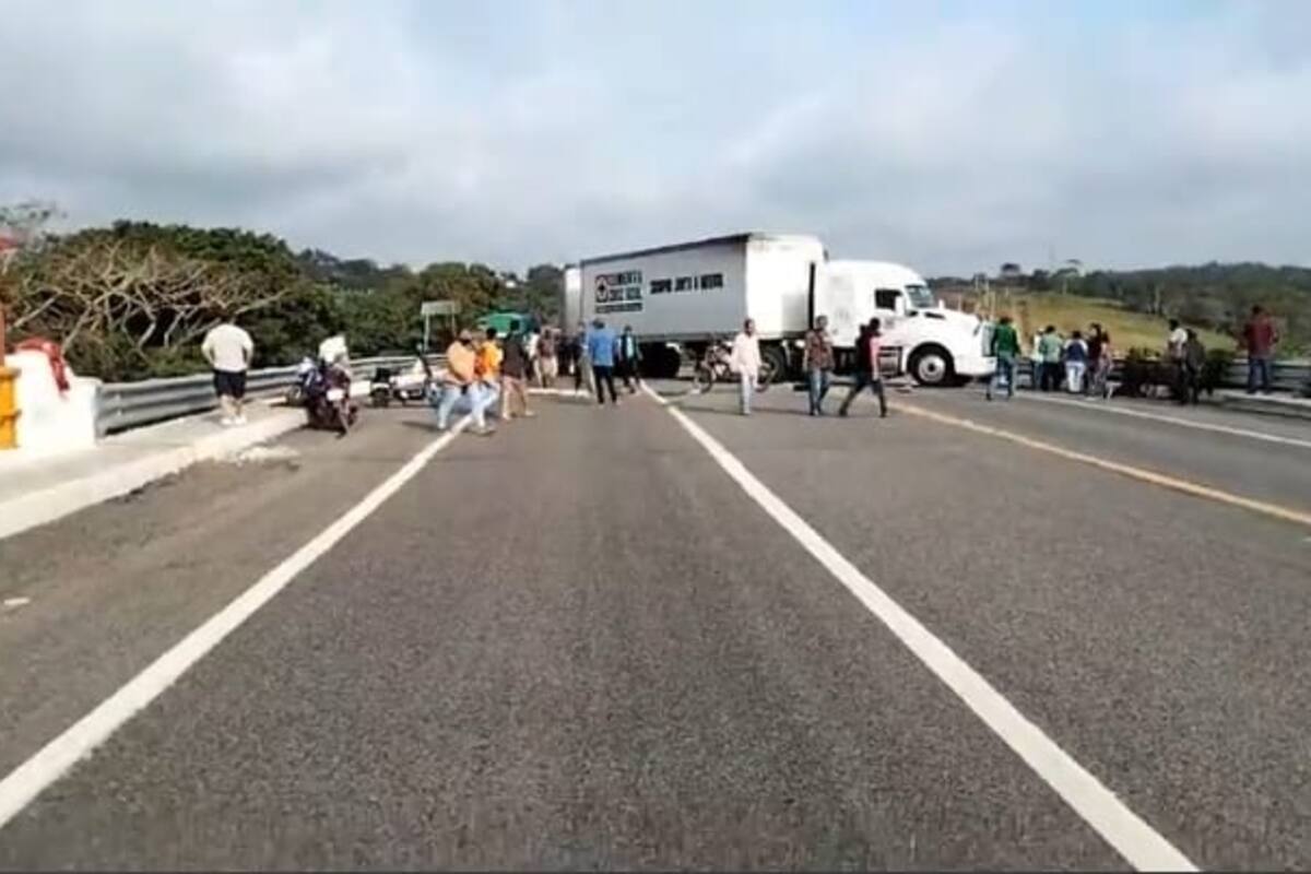 Oaxaca: Por fuga de amoniaco pobladores de Donají tuvieron que salirse de sus casas