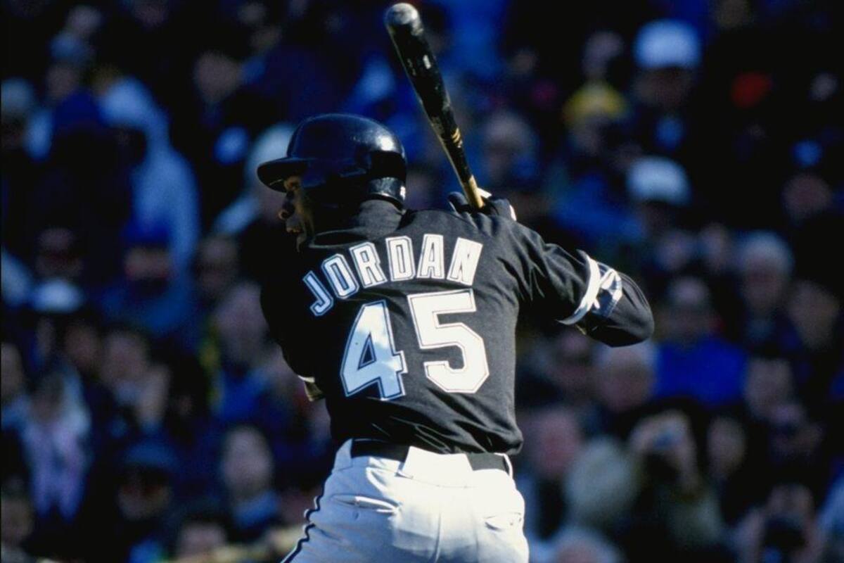 Así fue cuando Michael Jordan dejó el basquetbol por el beisbol