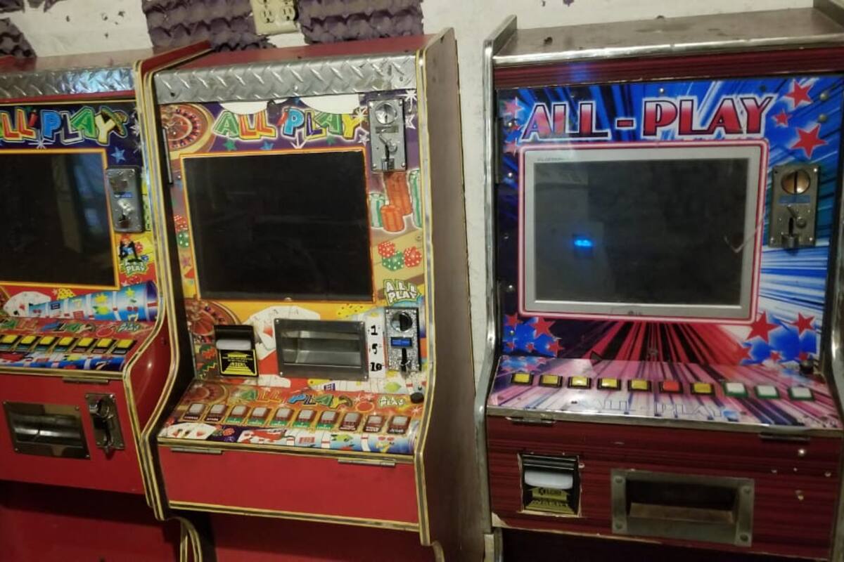 Aseguran 22 “maquinitas” en cateo en Mexicali