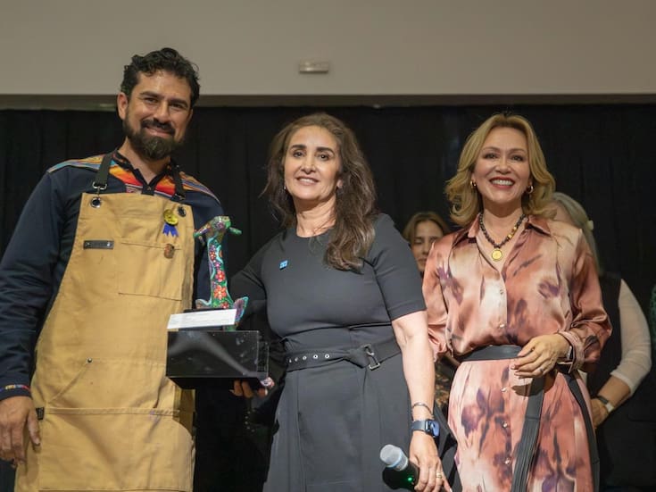 Donan sus Obras en Subasta 24 Artistas Locales para el Club de Niños y Niños de Tijuana