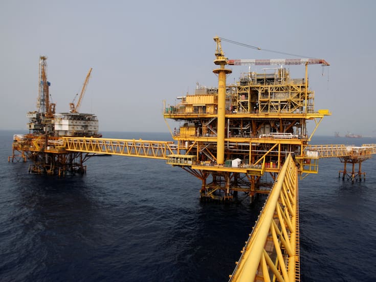 Pemex controla derrame de aguas contaminadas en la Sonda de Campeche tras tres días de trabajos