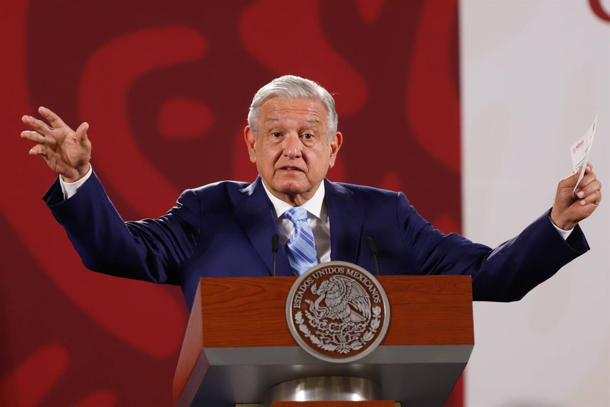 Mañanera de AMLO: López Obrador dice que su “escudo protector” contra críticos es su autoridad moral y su “ángel de la guarda”, el pueblo