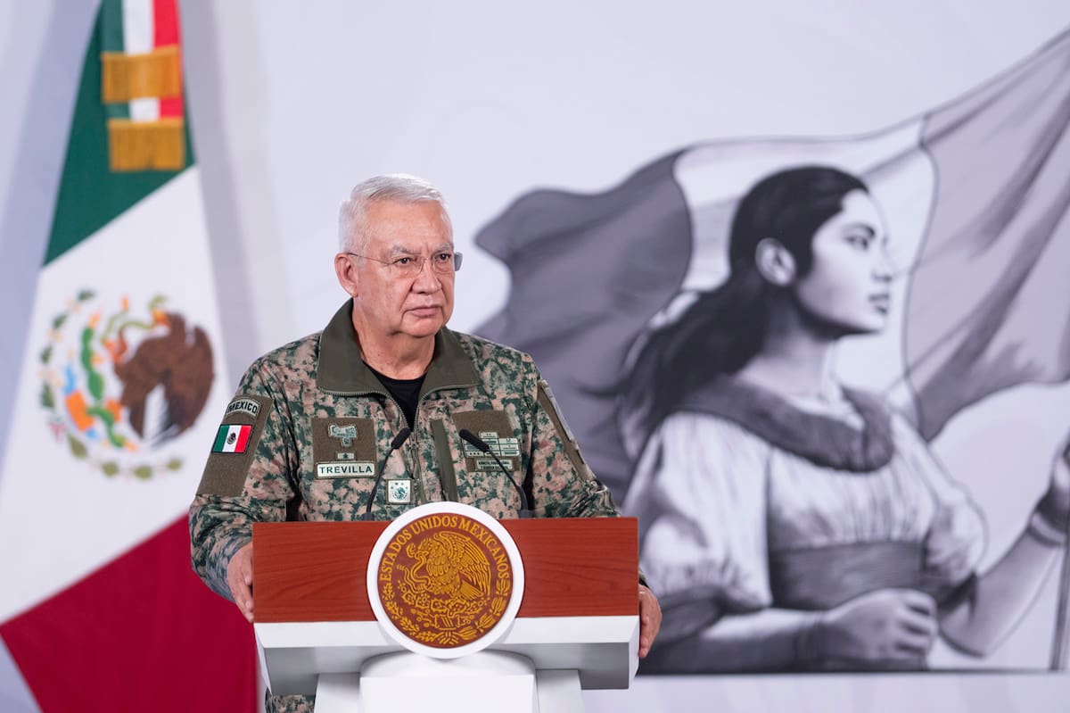 Cuauhtémoc, Ciudad de México. 16 de junio 2026. Conferencia de prensa matutina en el salón de la Tesorería de Palacio Nacional. Ricardo Trevilla Trejo, secretario de la Defensa Nacional. | Foto: Saúl López Escorcia/Presidencia