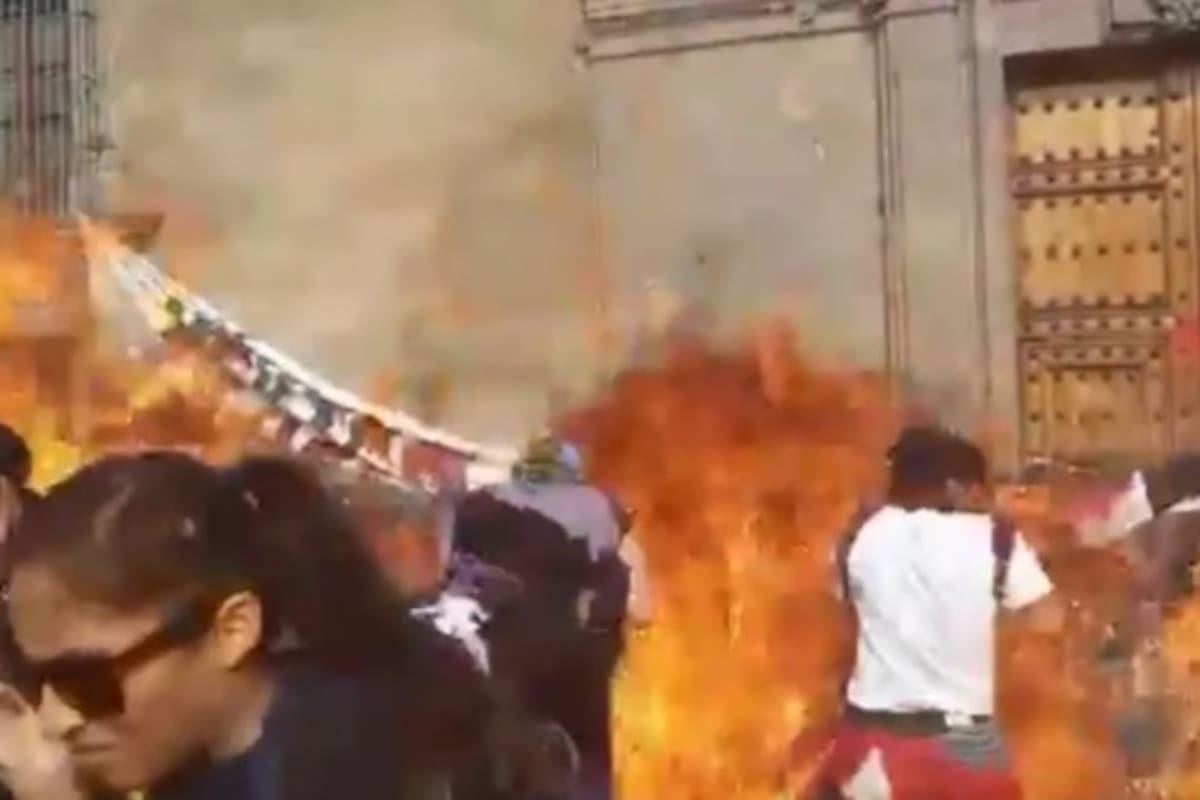 Fotógrafa de El Universal resulta herida tras ataque con explosivo durante marcha feminista