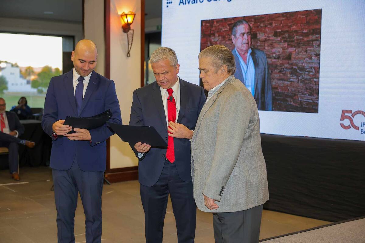 Ipade celebra 50 años