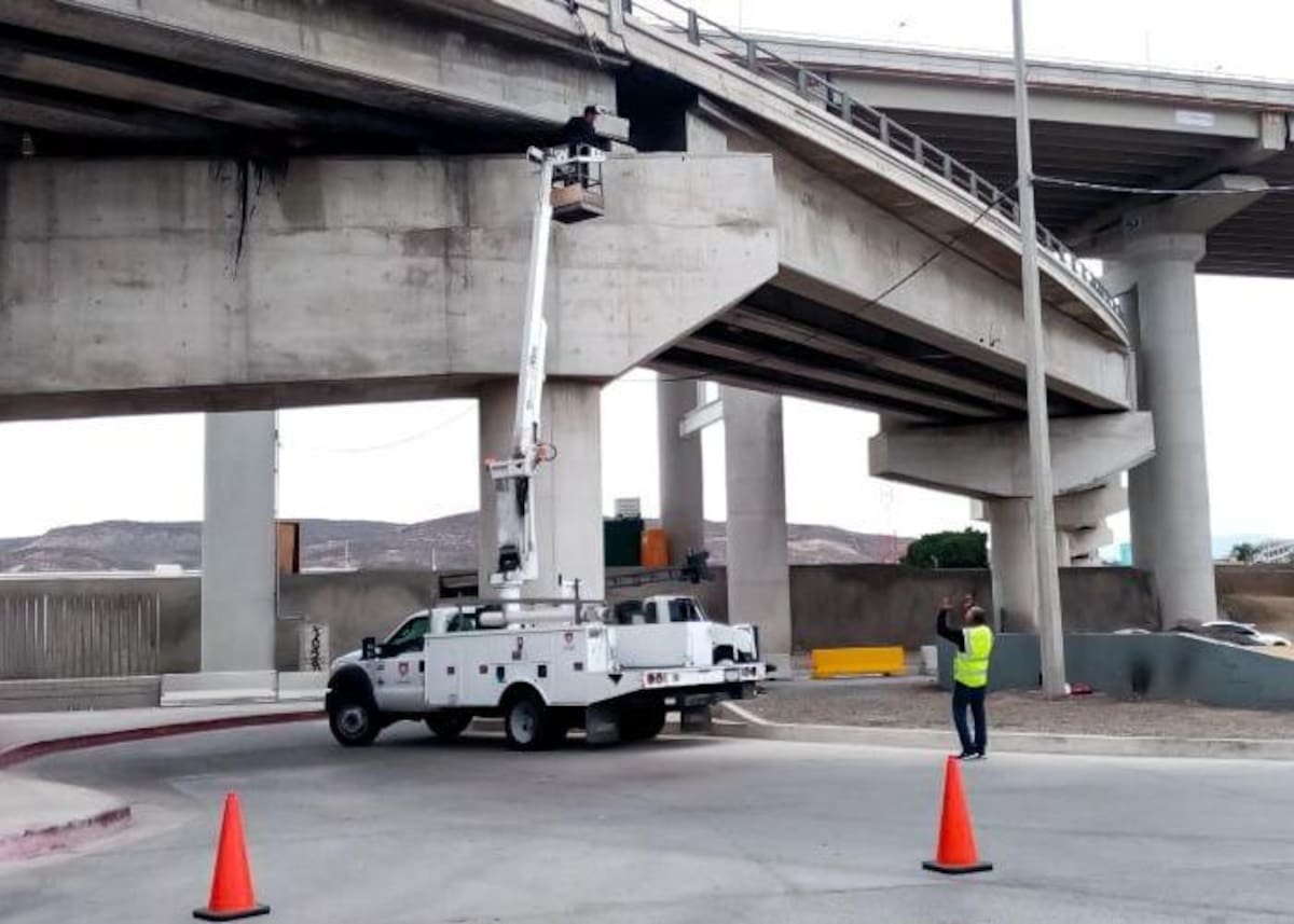 Autoridades municipales informaron que los daños detectados no representan un riesgo estructural para los usuarios, pero requieren trabajos de mantenimiento preventivo y correctivo que se prolongarán por aproximadamente ocho días. Foto: Cortesía.
