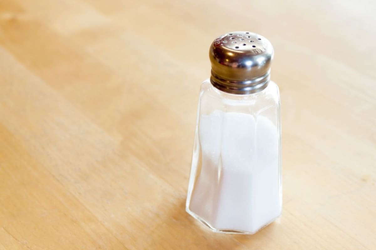 ¿Por qué la sal nunca caduca? Las razones por las que esto pasa y cuando es necesario desecharla