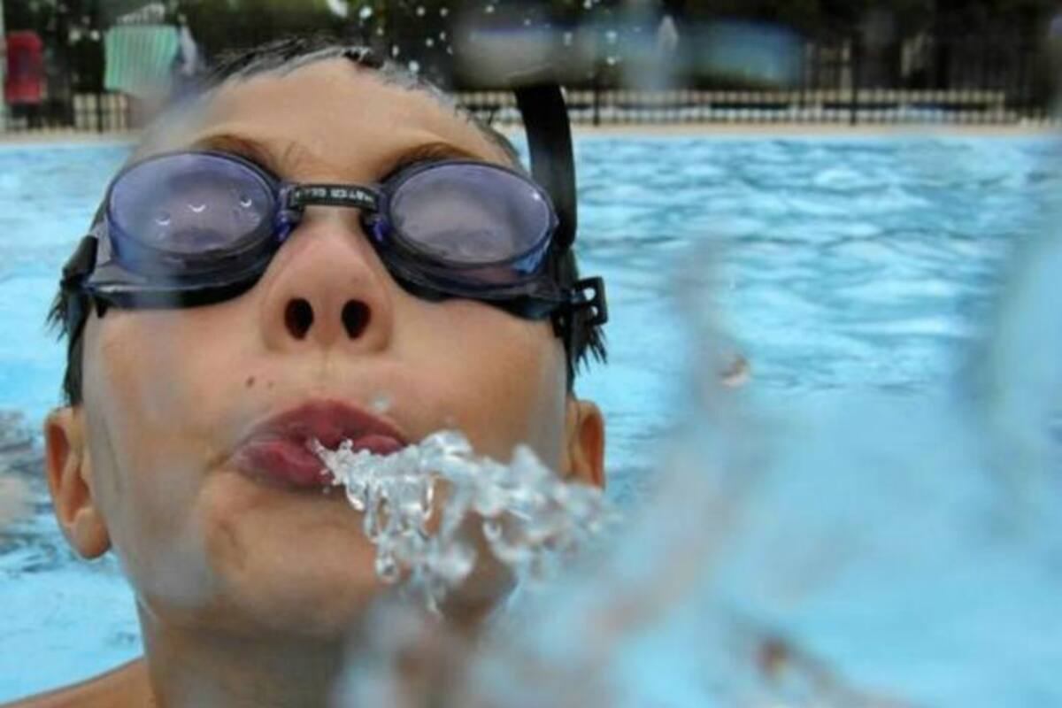 Escasez de cloro “sabotea” temporada de piscinas en EU