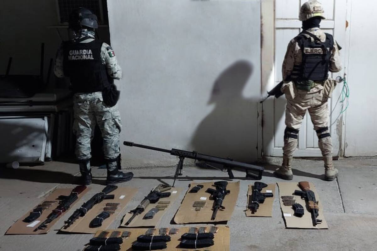 Guardia Nacional localiza en playa de Sonora fusiles de grueso calibre dentro de vehículo abandonado