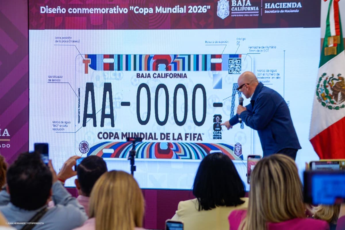 Autoridades anunciaron la emisión de más de 95 mil placas conmemorativas del torneo, disponibles en trámites vehiculares sin costo adicional. Foto: Border Zoom