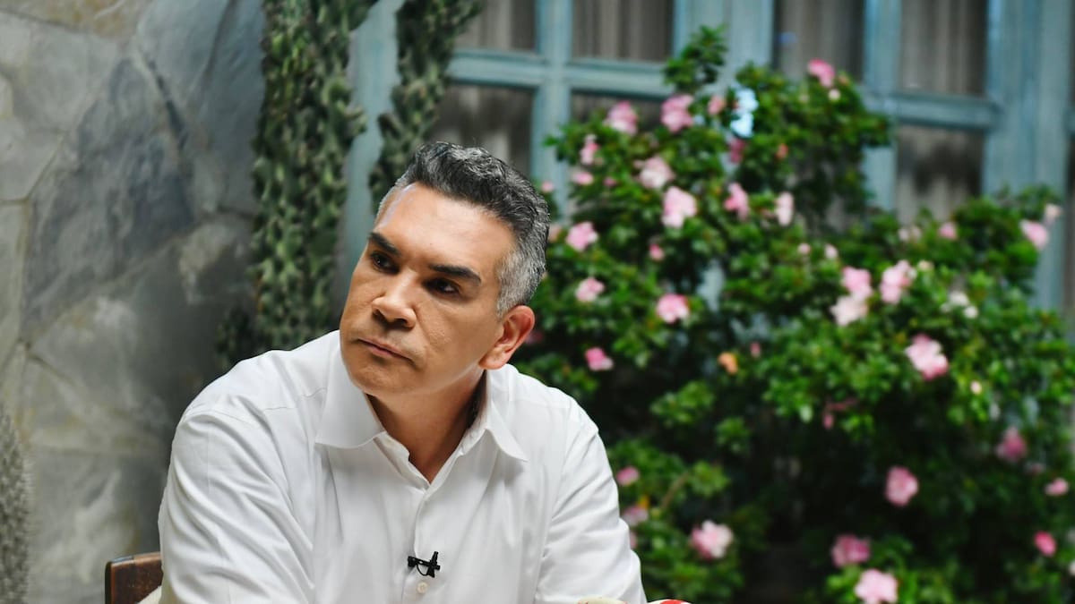 Señaló que la ofensiva oficial “no solo es contra los políticos incómodos, sino también contra los medios de comunicación, los intelectuales y los empresarios que piensan distinto”. Foto: Alejandro Moreno en X.