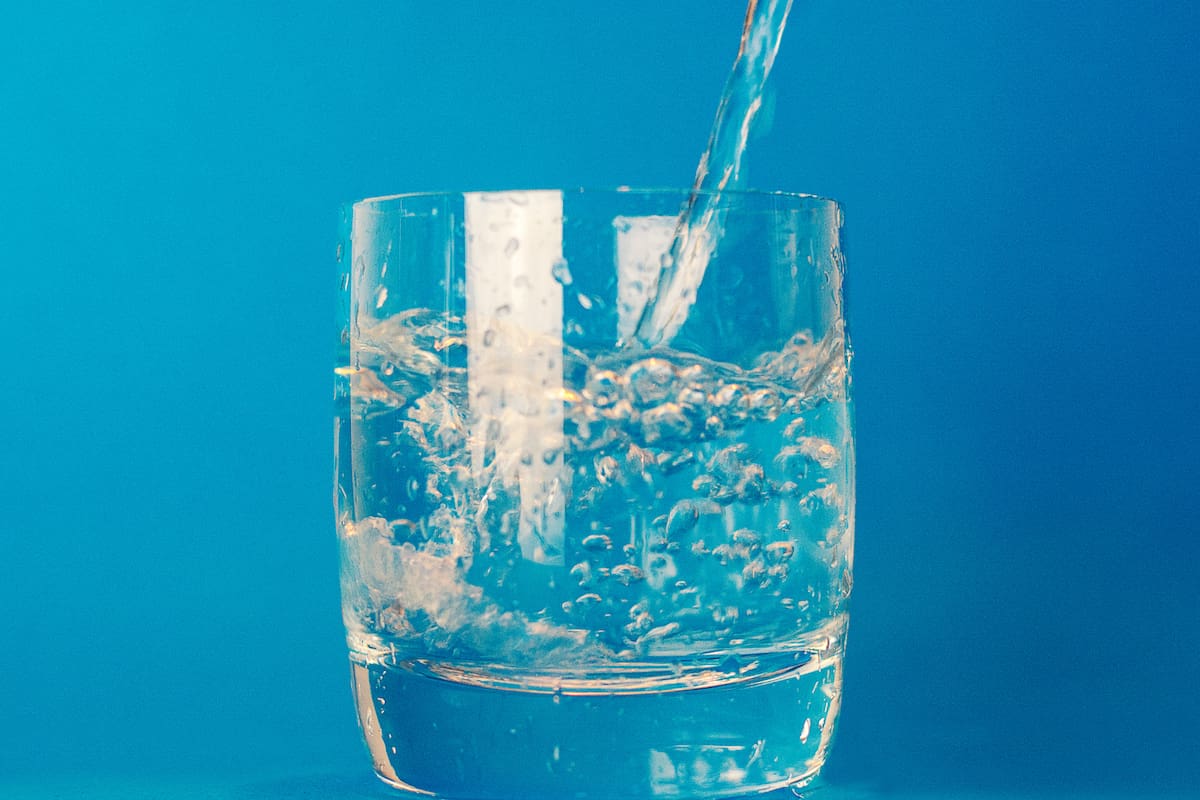 Errores comunes al hidratarte con calor extremo y cómo evitarlos