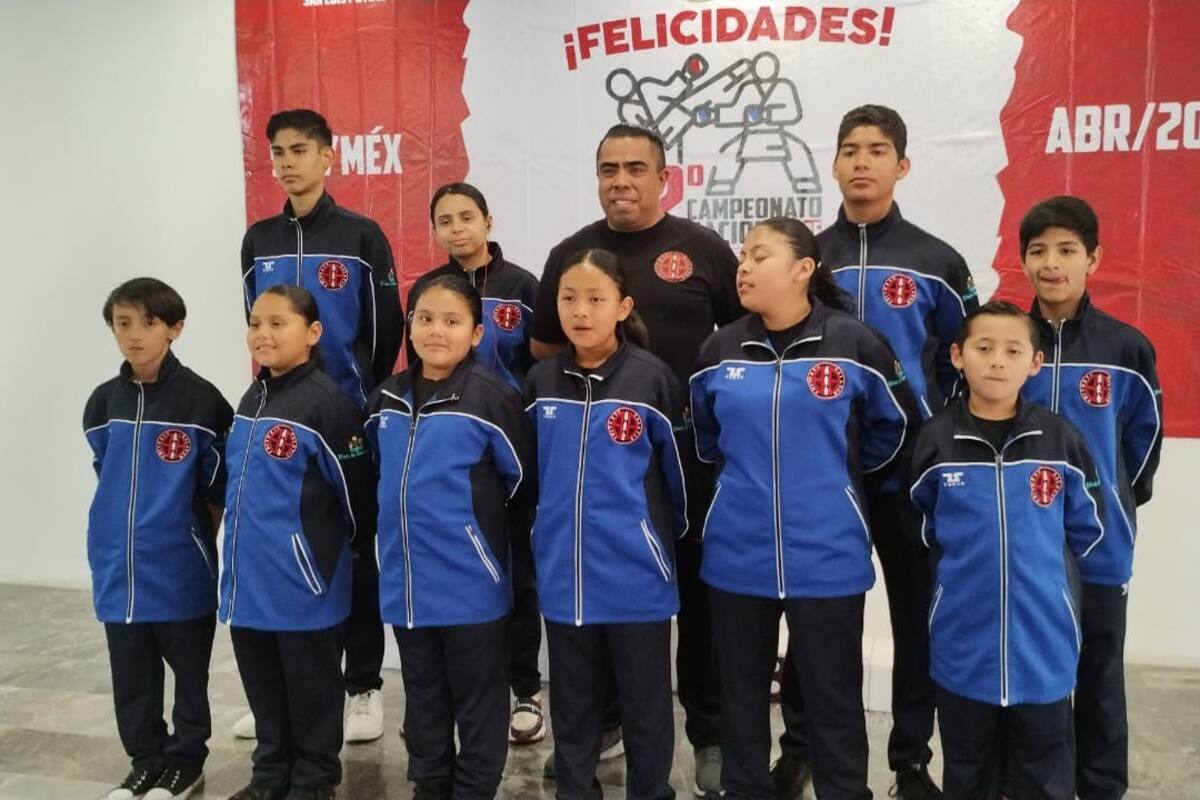 Karatecas venden pan para viajar a un torneo mundial
