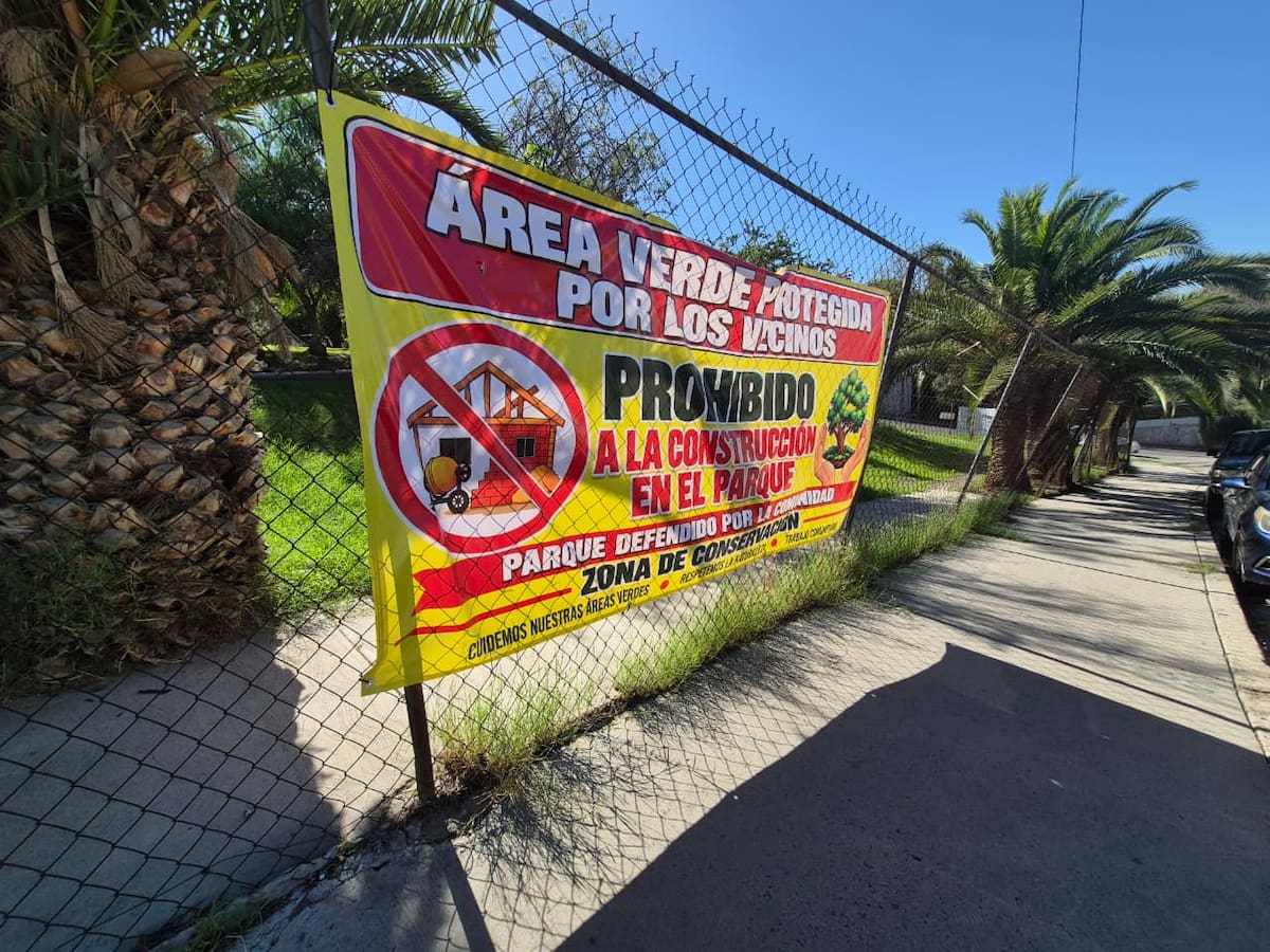 Residentes buscan proteger el parque de Guaycura y plantean un terreno estatal de 22 mil metros cuadrados como alternativa para construir una guardería. Foto: Roberto Delgado