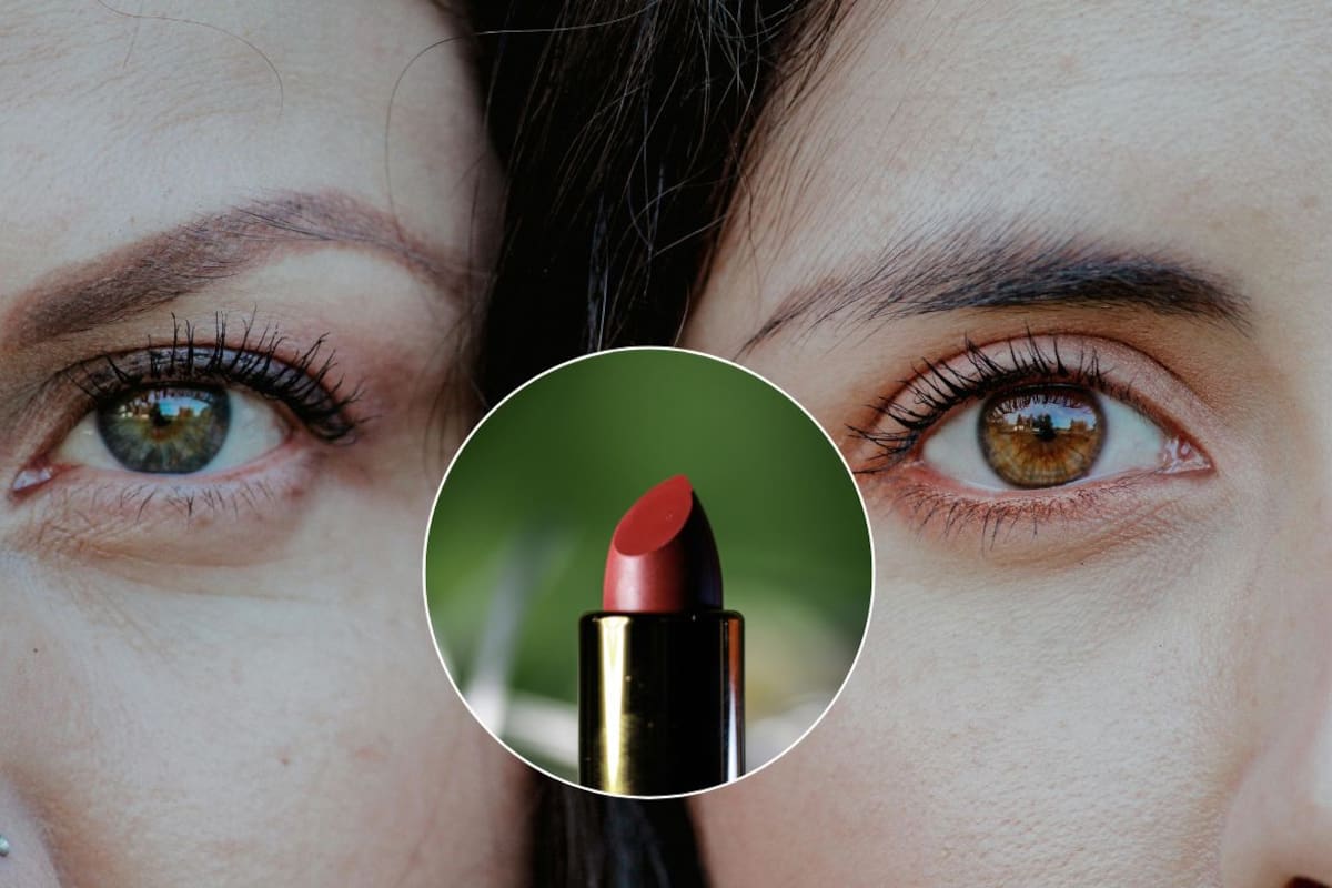El truco del labial rojo debajo del corrector para cubrir ojeras oscuras