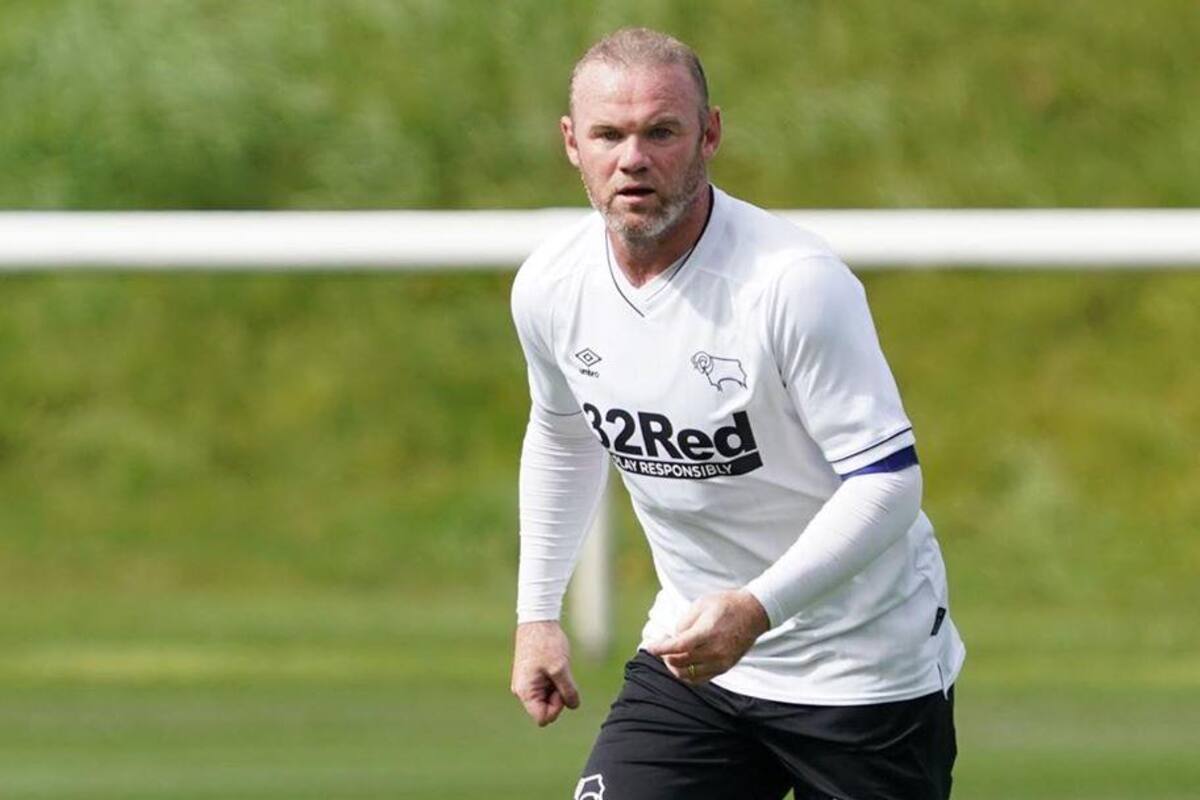 Rooney argumenta que la llegada de Alcántara a la Premier League sería mejor que la de Messi