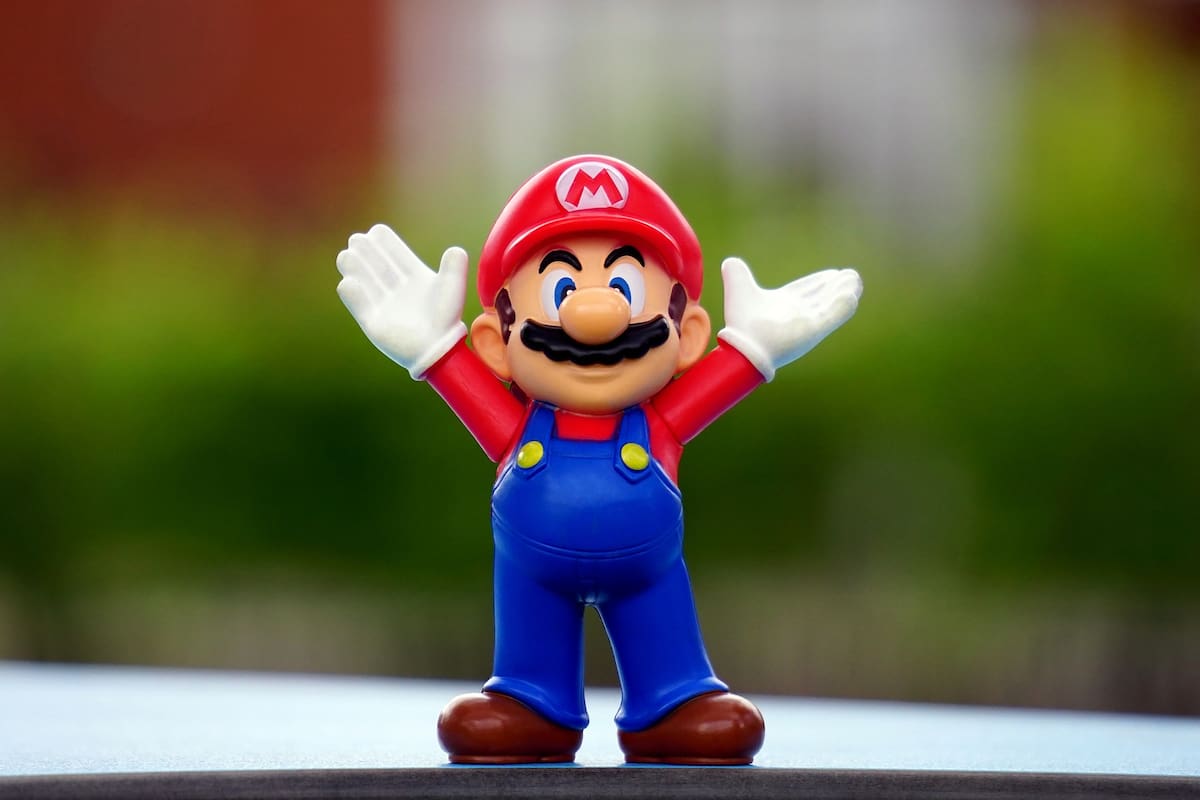 Subastan copia de 'Super Mario Bros' en más de 13 mdp