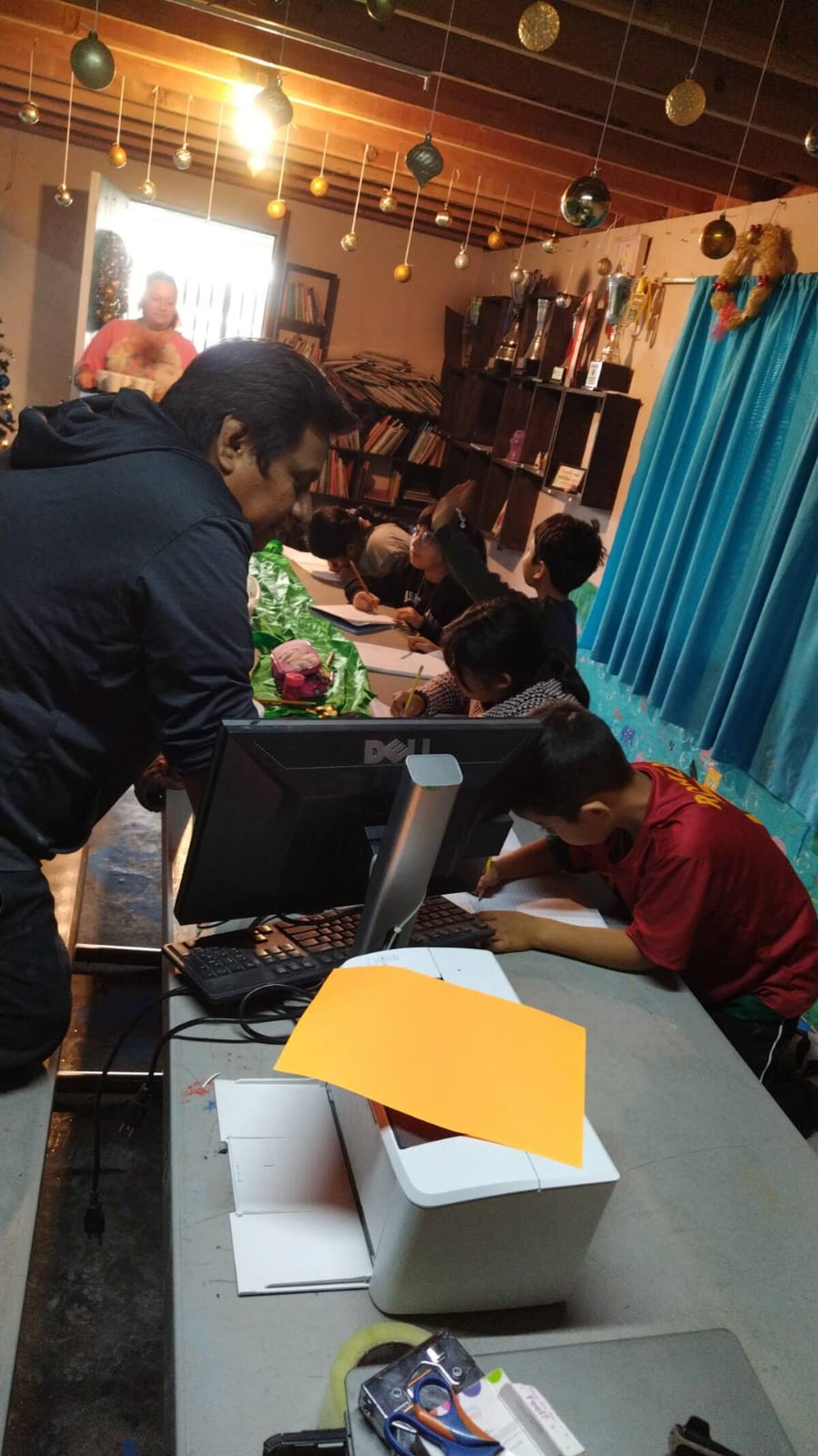 Proyecto Mar de Ilusión solicitó apoyo ciudadano para reunir insumos y completar las posadas destinadas a 436 niños de la Zona Este. Foto: Cortesia