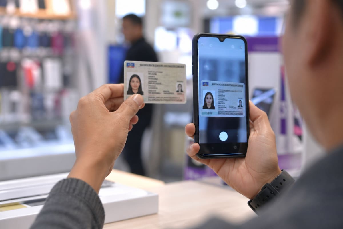 México permite que algunos usuarios registren su celular sin huellas ni biométricos en tiendas pero la medida no aplica para todas las compañías antes del plazo del 30 de junio de 2026
