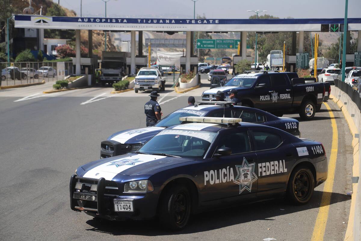 Detienen a 2 por toma de caseta TIJ-Tecate