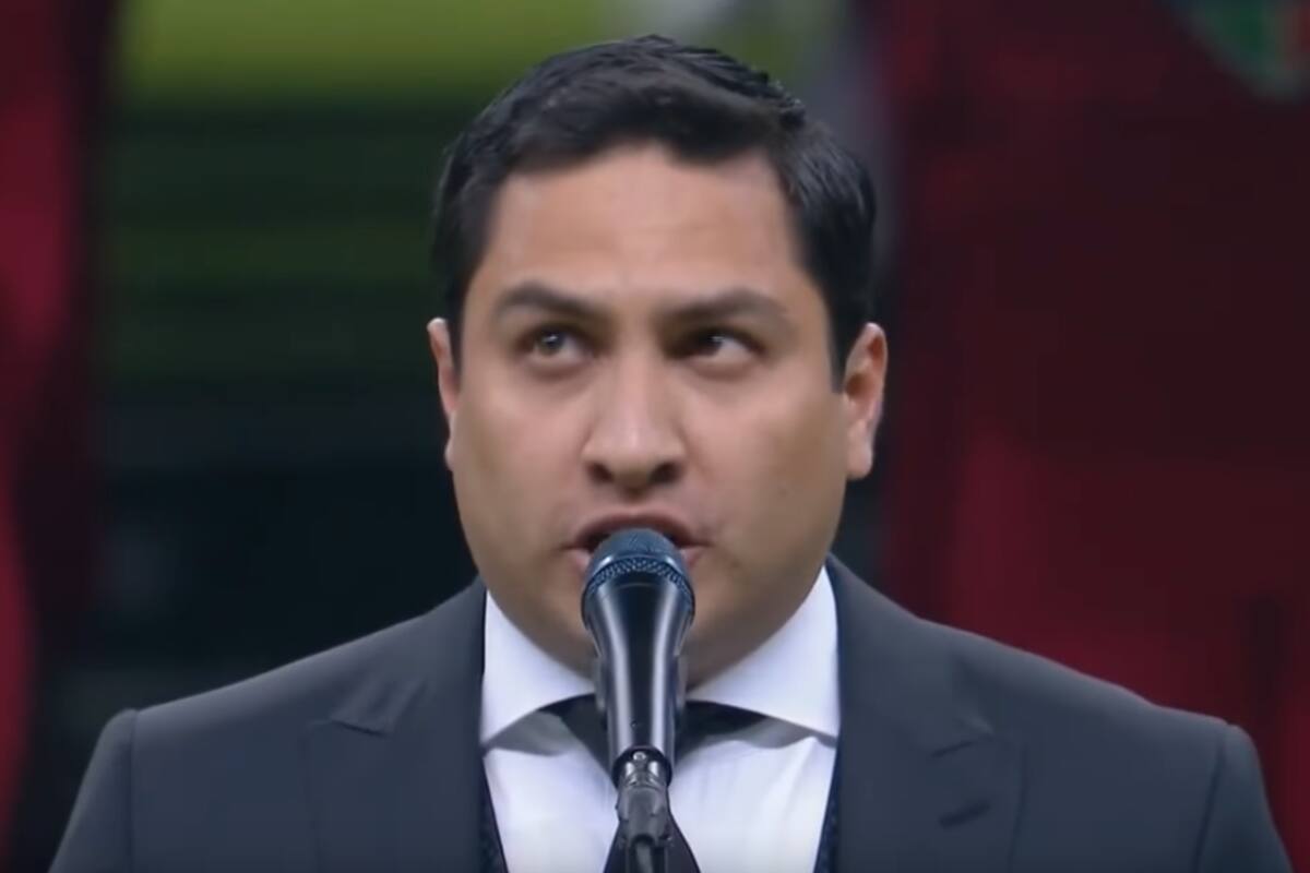 5 famosos que se han equivocado en el Himno Nacional de México