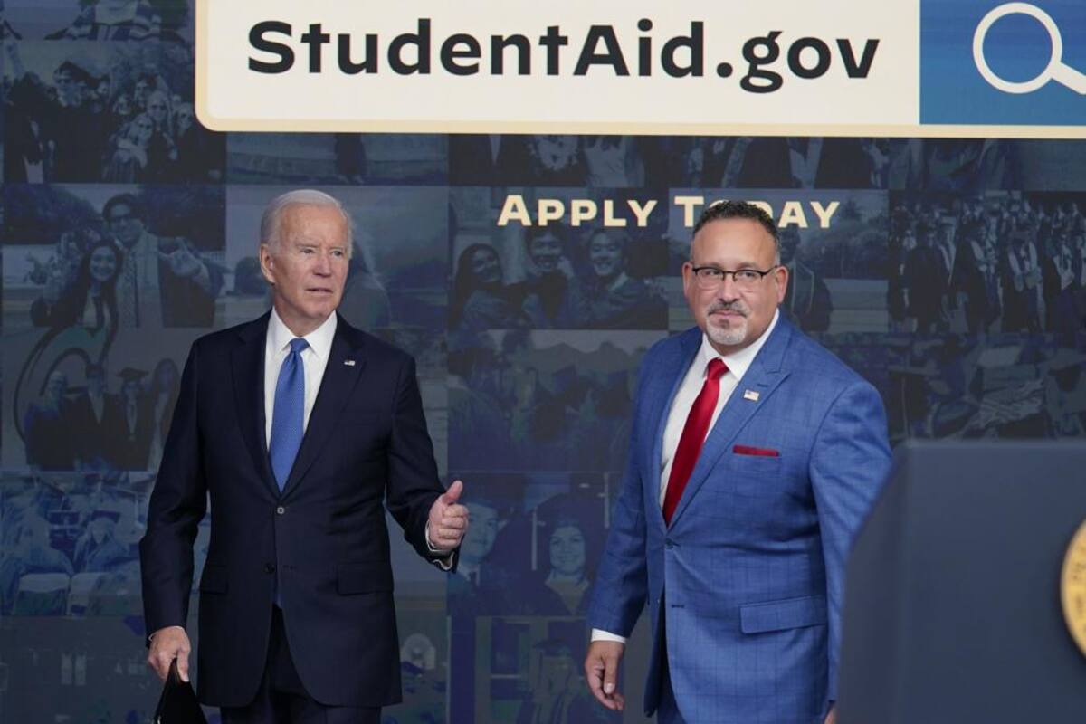 Condonación de préstamos estudiantiles por Joe Biden: Así es como se solicita